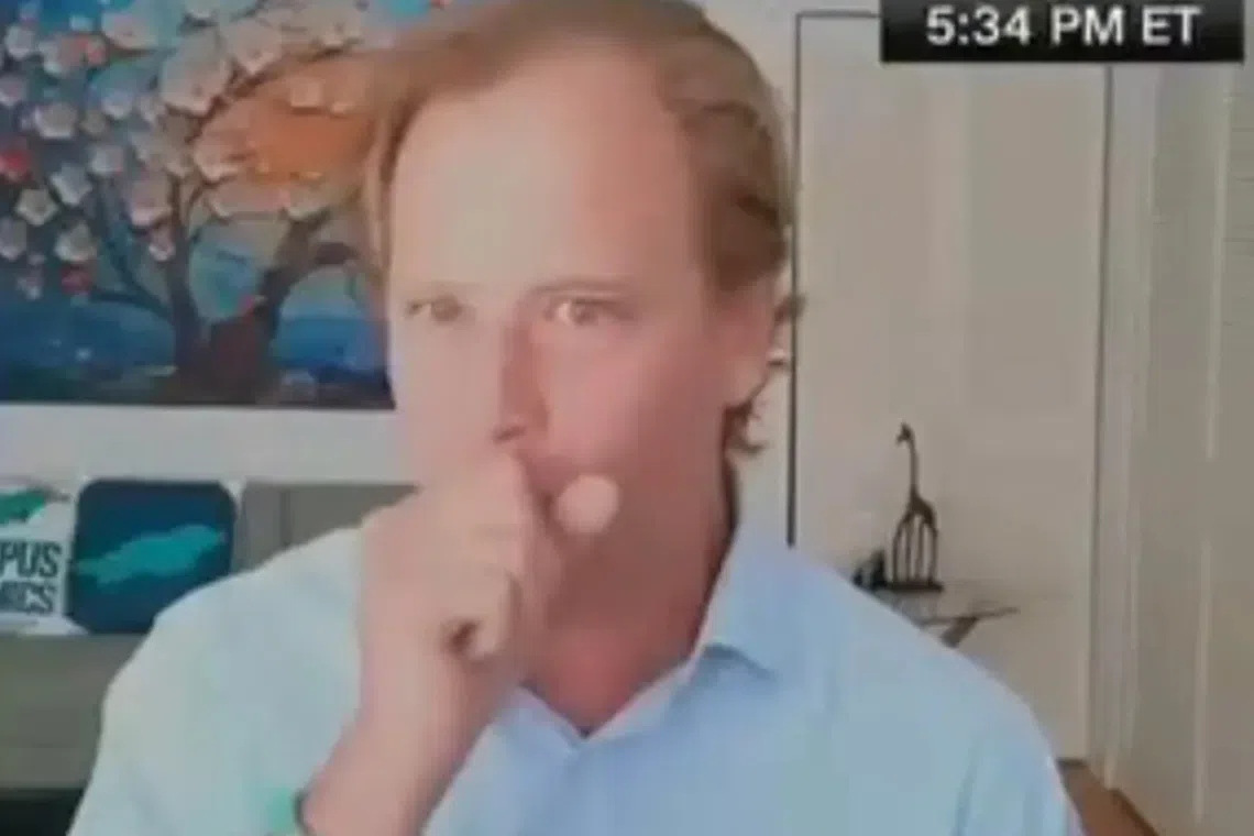 Australian economist Justin Wolfers was giving a live interview on CNN when he accidentally swallowed a fly.