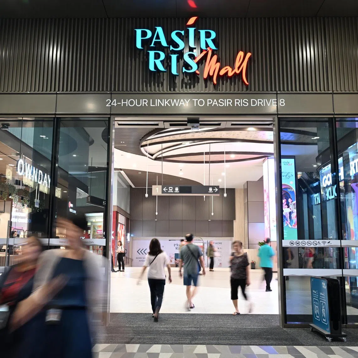 Slug: arpasirris22 ST PHOTO: Chong Jun Liang  Generic photo of the Pasir Ris Mall taken on July 22, 2024.