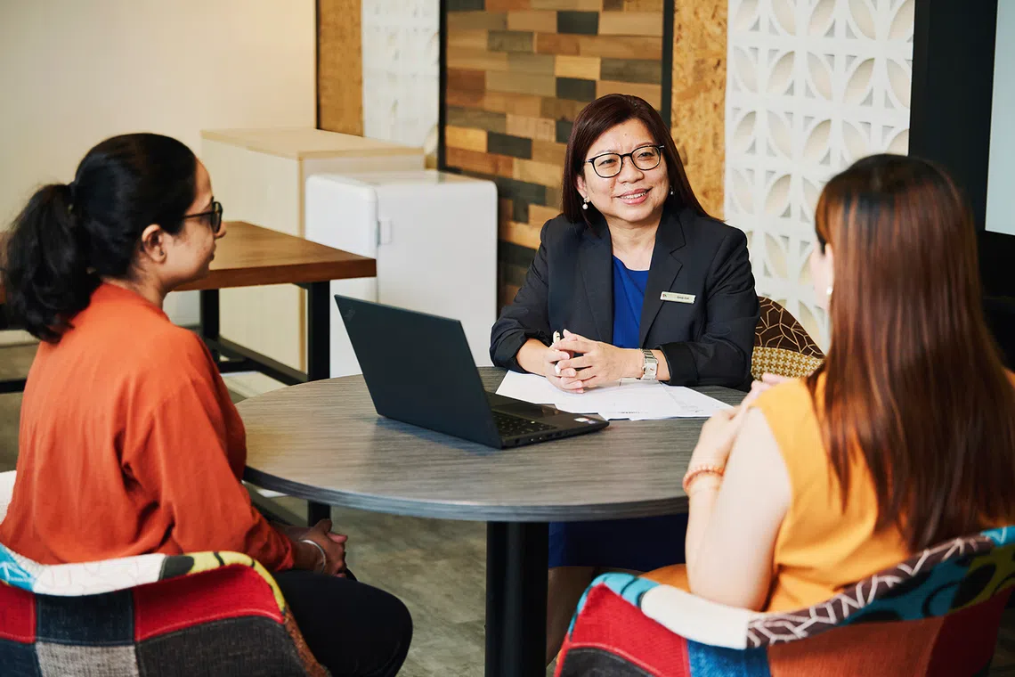 mediation scene between employer and employee by tripartite alliance for dispute management for wrongful dismissal or unpaid salary claim