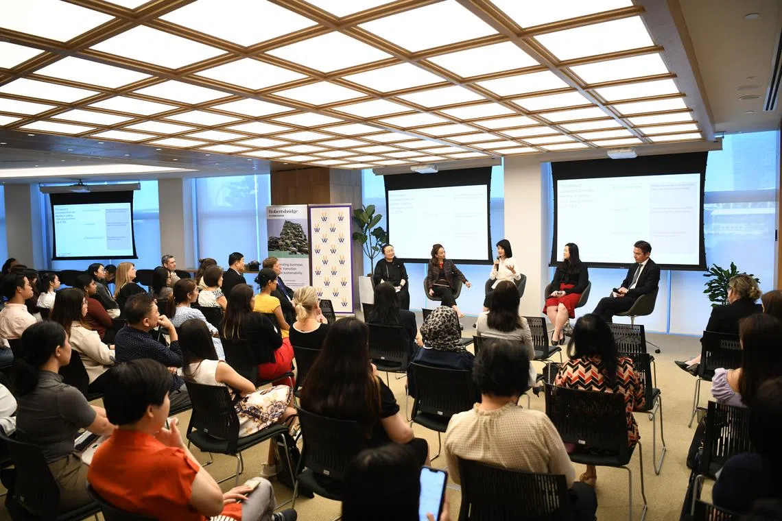 Sun Xueling shared at a panel discussion about encouraging young women to enter the Stem industry