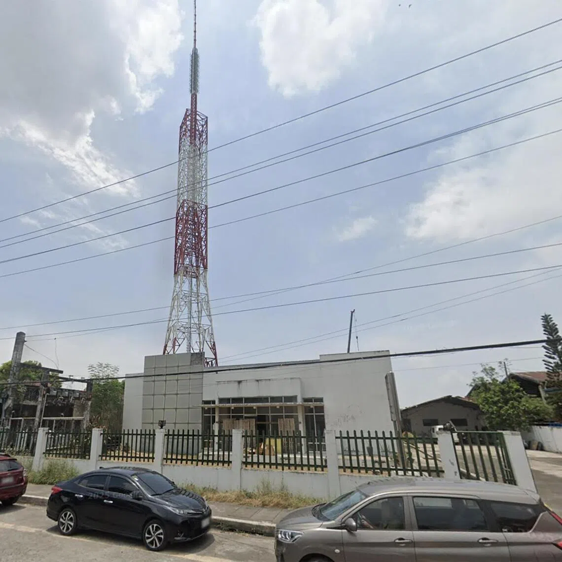 mamarcos - In this August 2025 Google Maps image, the former Banahaw Broadcasting Corporation property in Naga City, Philippines, is boarded up. The company was ran by a crony of the late dictator Ferdinand Marcos Sr.