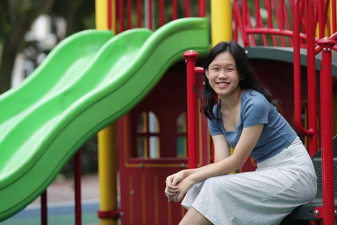 Victoria Junior College first-year student Natania Tan started using LinkedIn at the end of 2022.