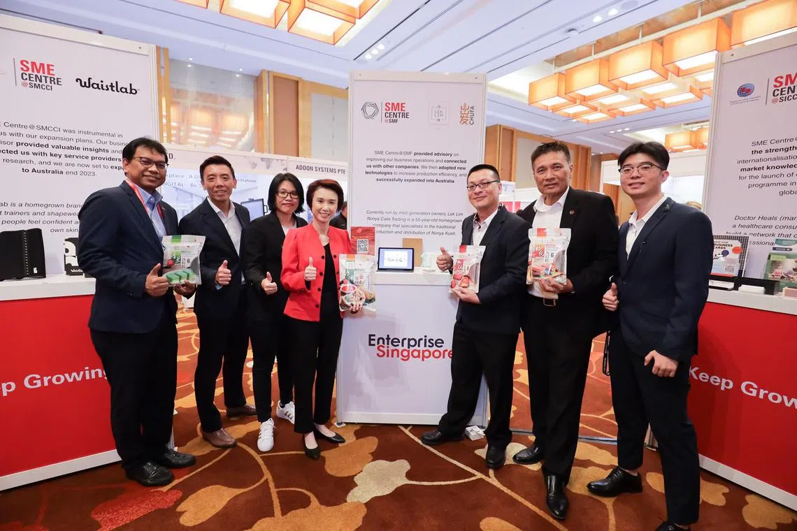 ctsupport13 - From L to R: Azhar Othman, executive chairman, Enercon Asia
Jeffrey Siow, managing director and chief operating officer, Enterprise Singapore
Kelly Lau, director of business development, Lek Lim Nonya Cake Trading
Minister of State for Trade and Industry Low Yen Ling Gavan Sing, managing director, Lek Lim Nonya Cake Trading Abu Bakar Mohd Nor, president, Singapore Malay Chamber of Commerce and Industry Gan Jia Hui, business development associate, Lek Lim Nonya Cake Trading

Source/Copyright - Enterprise Singapore