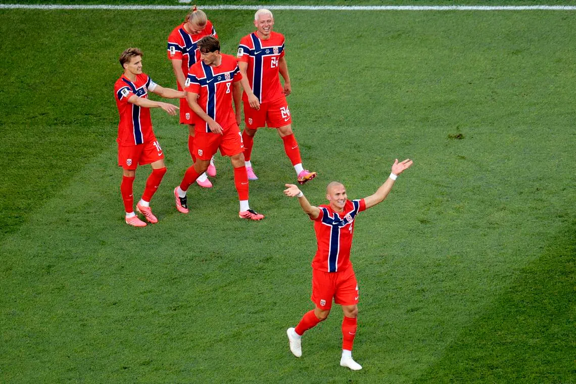 Soccer Football - FIFA World Cup 2026 - Group I - Iraq v Norway - Boston Stadium, Foxborough, Massachusetts, U.S. - June 16, 2026 Norway's Leo Ostigard celebrates scoring their third goal with teammates REUTERS/Brian Snyder