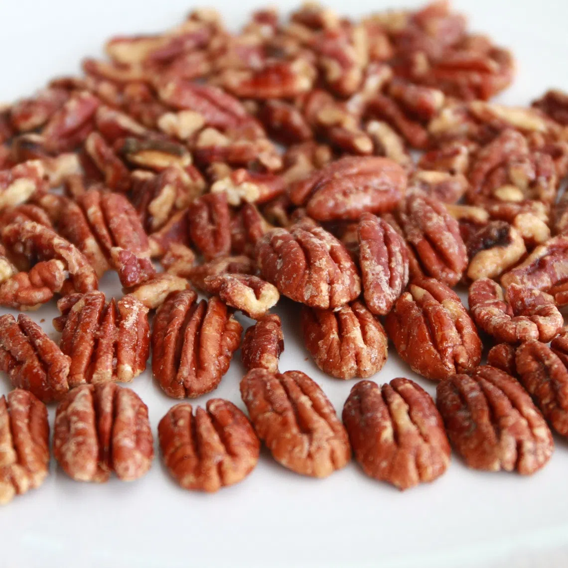 The Commerce Ministry said on Aug 10 pecans from the US and Mexico were being sold in China at unfairly low prices, citing the provisional result of an investigation.