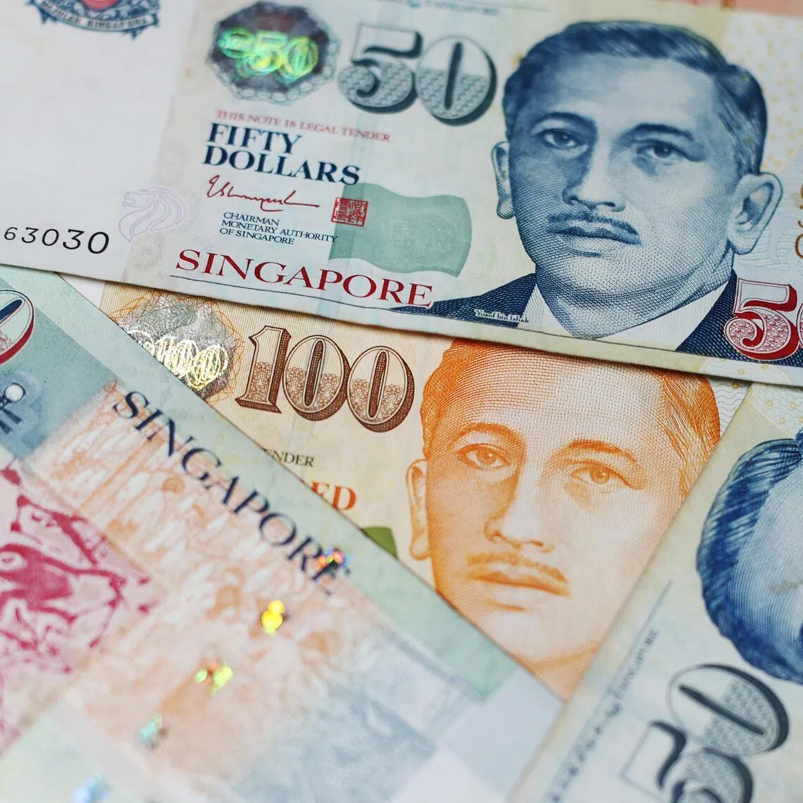 You don't need to have a high fixed sum savings if you have planned for a good monthly retirement income from CPF LIFE.