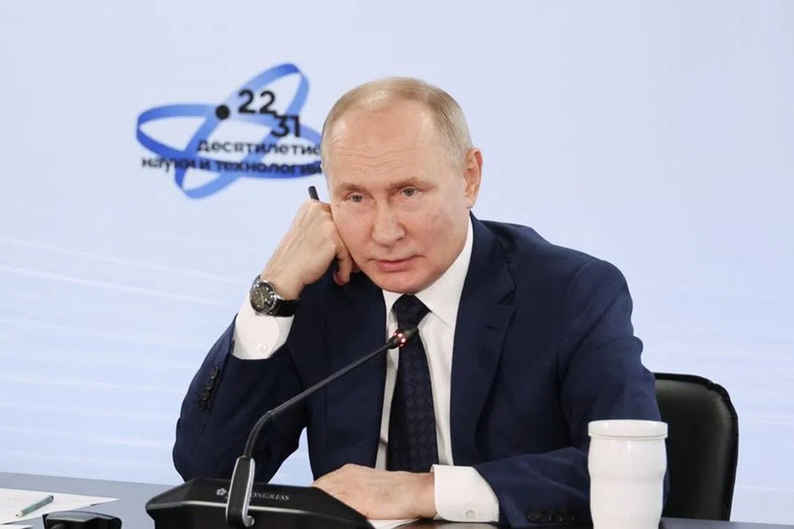 FILE PHOTO: Russian President Vladimir Putin attends a meeting with participants of the 3rd Young Scientists Congress at the Sirius Park of Science and Art in the Krasnodar Region, Russia November 29, 2023. Sputnik/Mikhail Klimentyev/Pool via REUTERS/File Photo