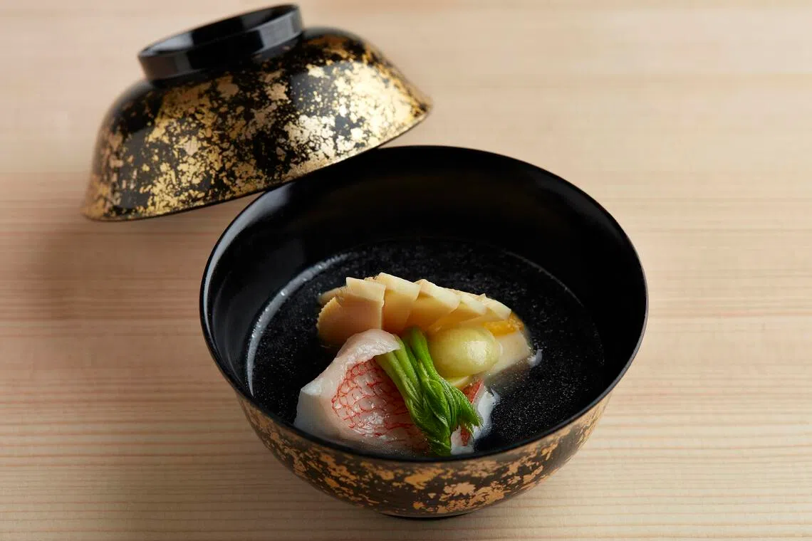 eqpicks09 - Shoukouwa - Kinki Soup


SOURCE AND COPYRIGHT: SHOUKOUWA