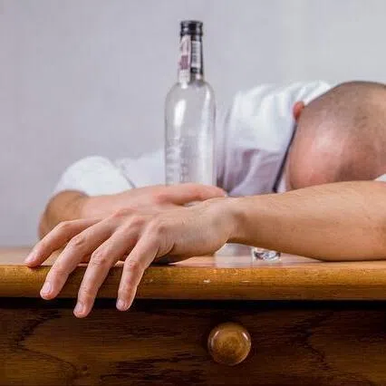 About 640,000 people were suspected of having had an alcohol addiction at least once in their lives.