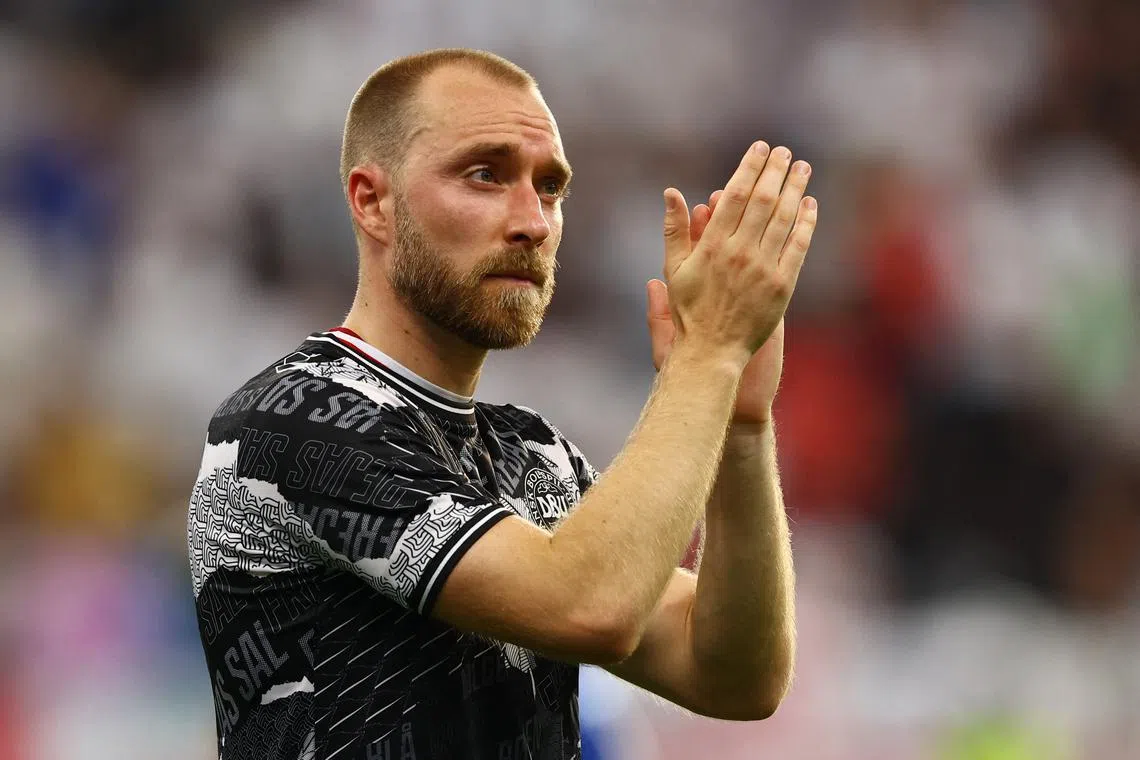 FILE PHOTO: Soccer Football - Euro 2024 - Group C - Denmark v England - Frankfurt Arena, Frankfurt, Germany - June 20, 2024 Denmark's Christian Eriksen applauds fans after the match REUTERS/Kai Pfaffenbach/File Photo