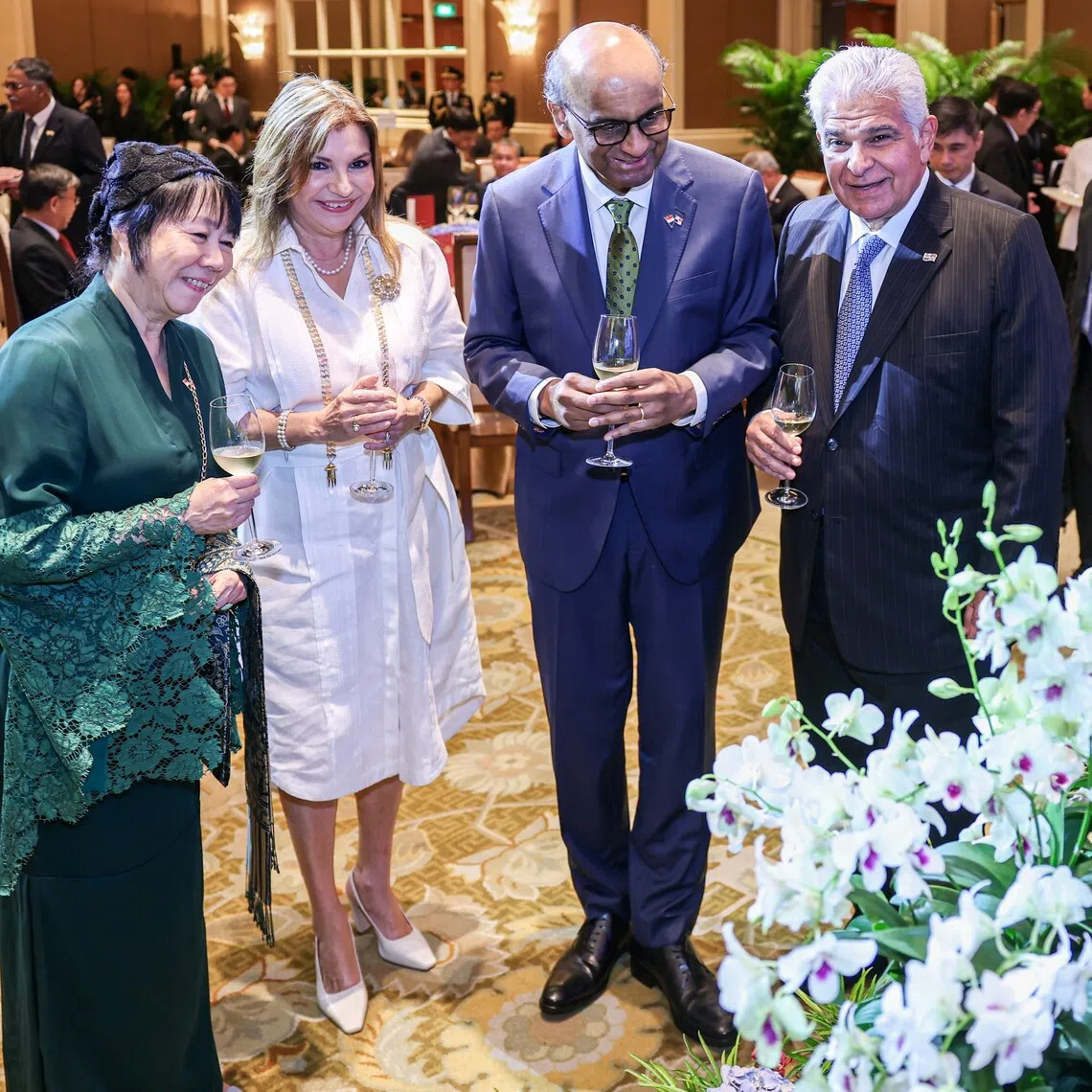 President Tharman Shanmugaratnam (second from right) and his spouse, Jane Ittogi Shanmugaratnam (far left), with Panamanian President Jose Raul Mulino (far right) and his spouse, Maricel Cohen de Mulino, during the state banquet on Oct 5.