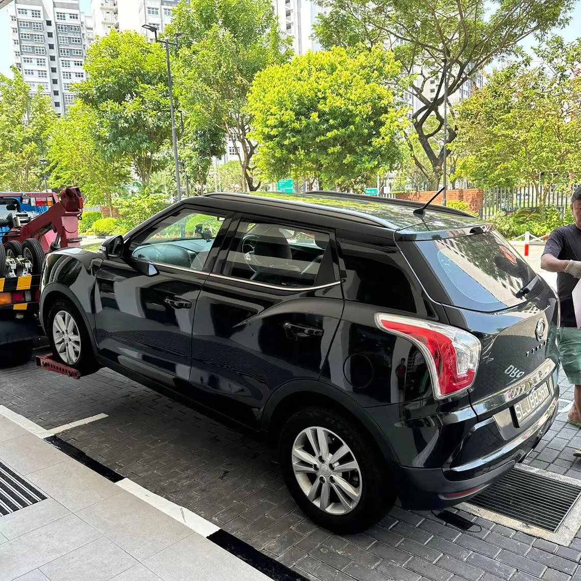 ctlemon05 - Daniel Watts and his Ssangyong Tivoli 1.6D

Credit: Courtesy of Daniel Watts