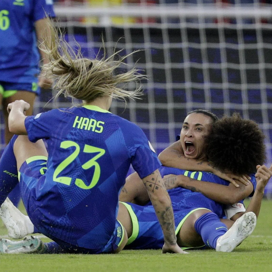 Soccer Football - Women's Copa America - Final - Colombia v Brazil - Estadio Rodrigo Paz Delgado, Quito, Ecuador - August 2, 2025 Brazil's Marta celebrates scoring their third goal with teammates REUTERS/Cristina Vega