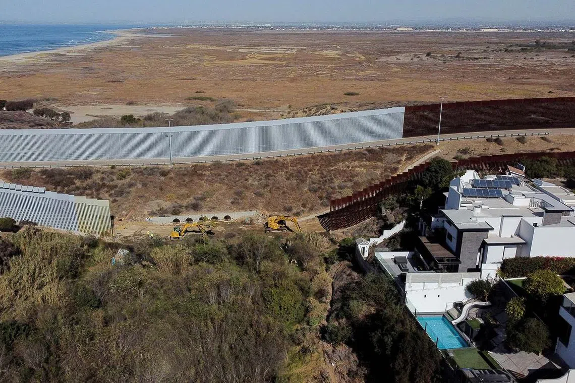 A drone view shows the construction to replace the primary fence on the Mexico-U.S. border, as seen from Playas Tijuana, in Tijuana, Mexico January 23, 2025. REUTERS/Jorge Duenes TPX IMAGES OF THE DAY