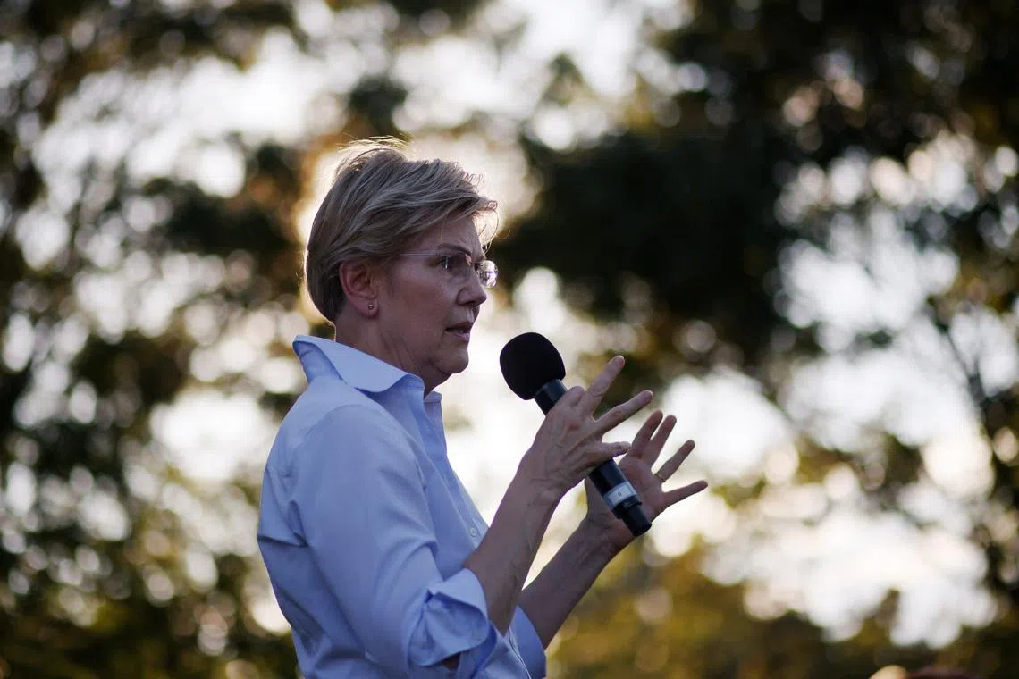U.S. Senator Elizabeth Warren answers a question during a \"Meet and Greet\" with voters in Newburyport, Massachusetts, U.S., August 24, 2021. REUTERS/Brian Snyder