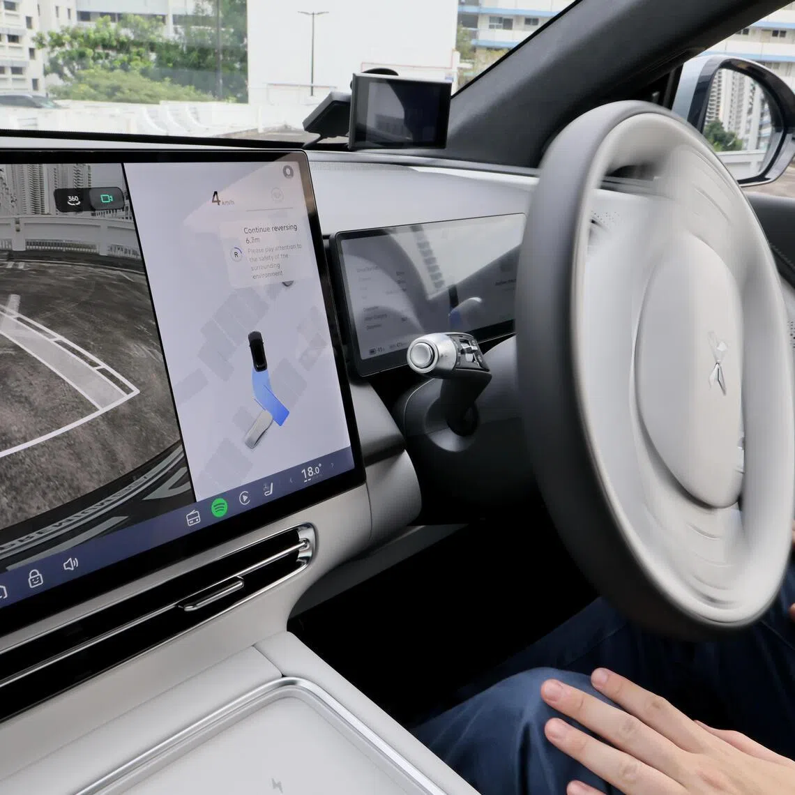 CMG20251021-LongKH03龙国雄/黄少伟/Xpeng G6 facelift [Toa Payoh View]