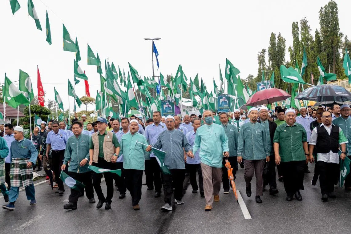nspas - The 'green wave' that swept through Malaysia GE15 has seen Parti Islam Se-Malaysia (PAS) becomes a major power broker at the federal level

credit: PAS Presiden Media 
upload to BH FOREIGN Float
