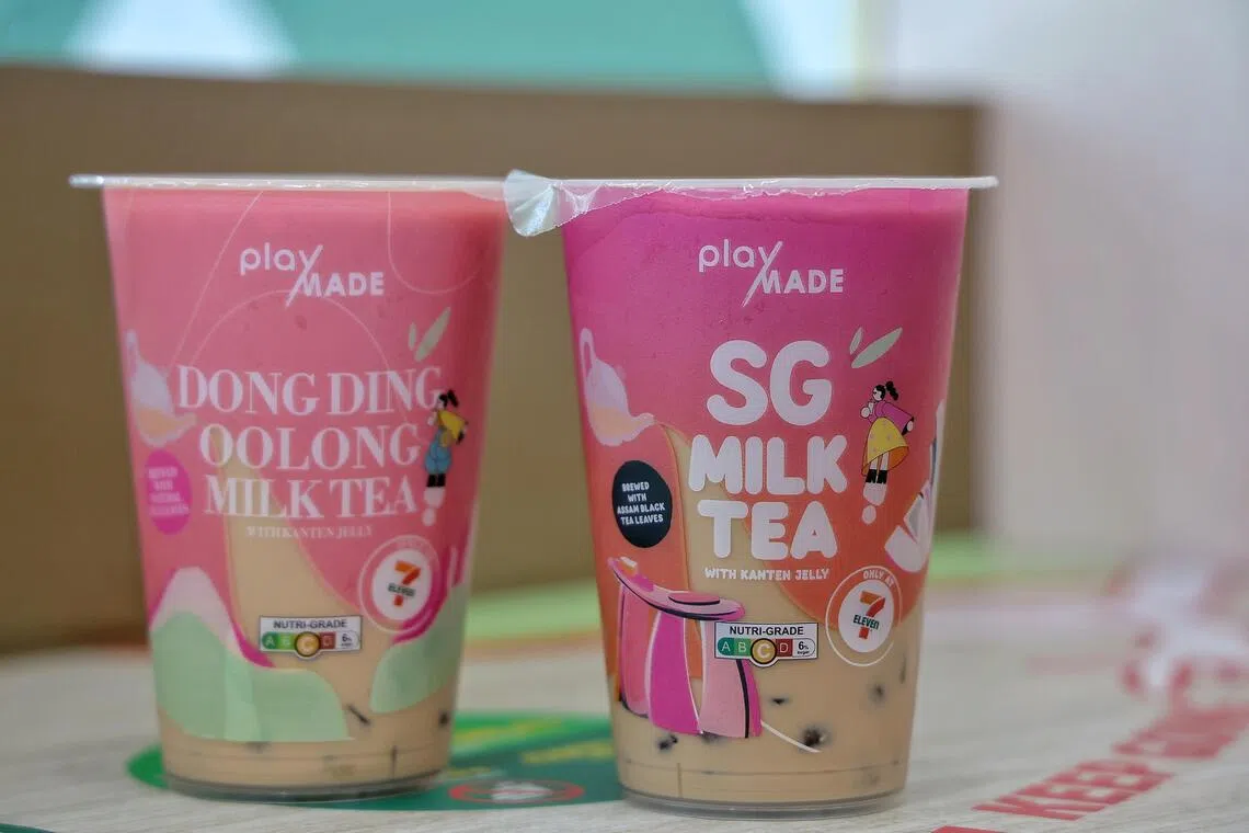 Playmade’s Dong Ding Oolong Milk Tea and SG Milk Tea at 7-Eleven.