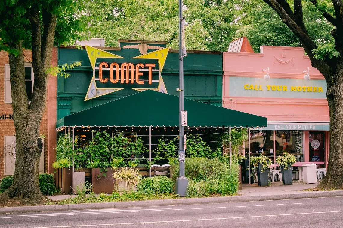The shooting at Comet Ping Pong, a pizza parlor in Washington, came amid a frenzy of false online rumors and accusations during the 2016 US presidential campaign.