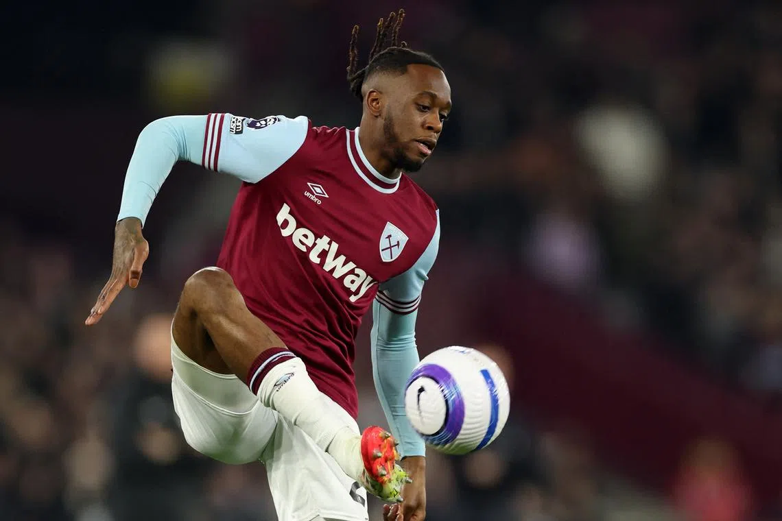 FILE PHOTO: Soccer Football - Premier League - West Ham United v Leicester City - London Stadium, London, Britain - February 27, 2025 West Ham United's Aaron Wan-Bissaka in action REUTERS/Ian Walton/File Photo