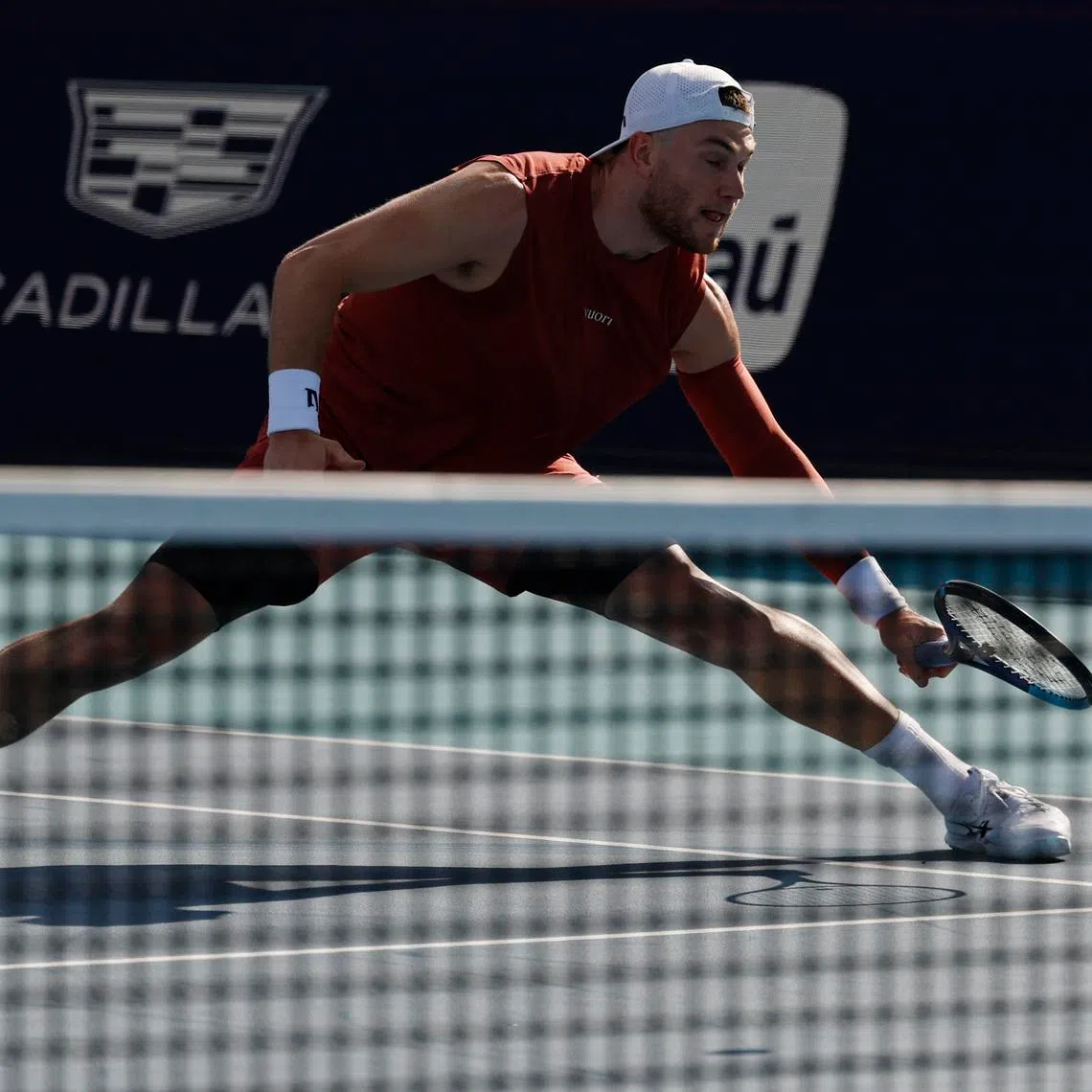 Mar 20, 2026; Miami Gardens, FL, USA; Jack Draper (GBR) reaches for a forehand against Reilly Opelka (USA) (not pictured) on day four of the 2026 Miami Open at Hard Rock Stadium. Mandatory Credit: Geoff Burke-Imagn Images