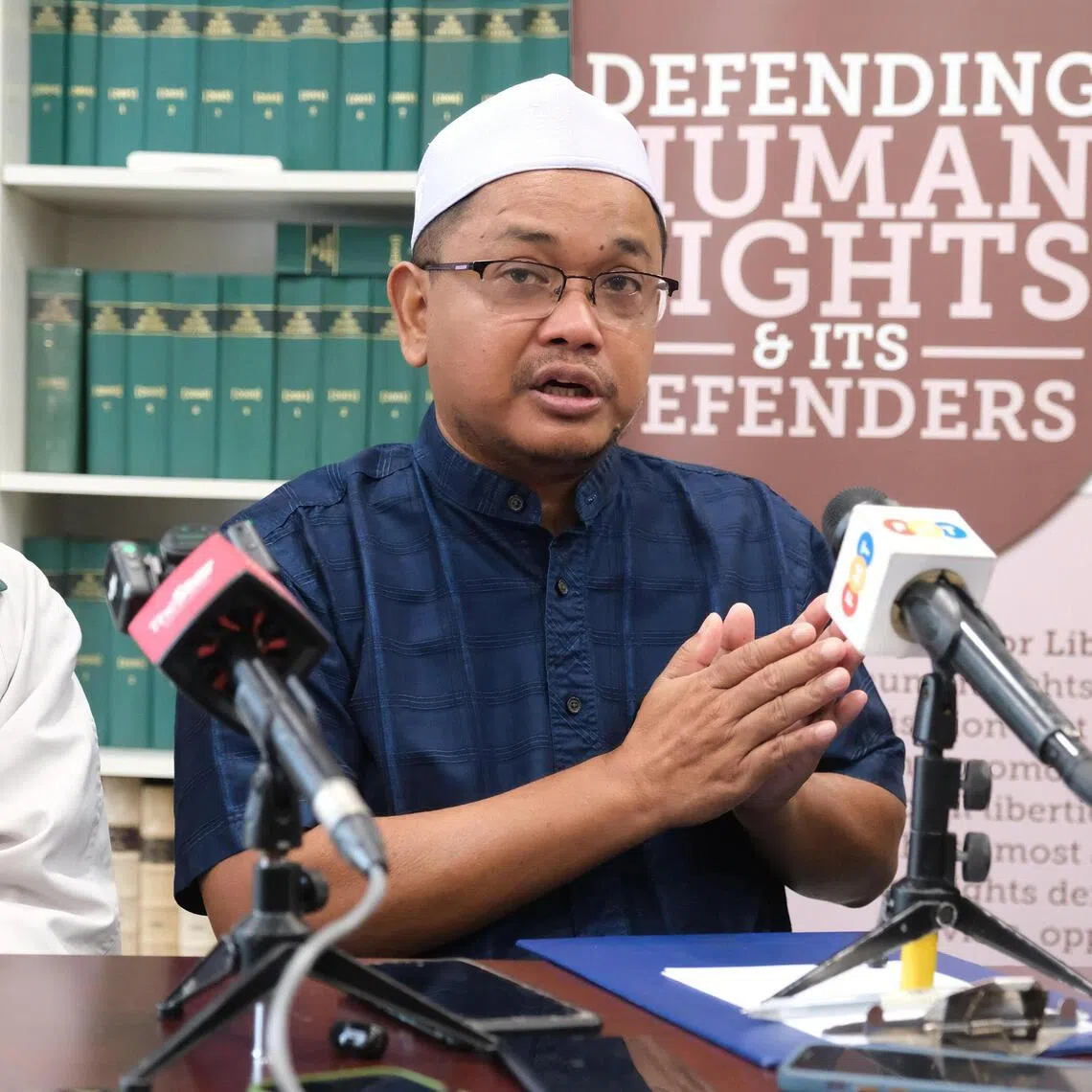 Sungai Buloh PAS chief has lent support to reunite Hindu mother M. Indira Gandhi with her daughter.