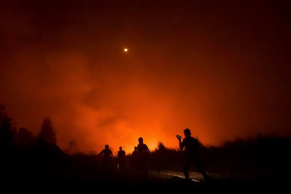 By Oct 6, Indonesian wildfires had emitted 140.5 megatonnes of planet-warming carbon, around 13% of the global total in 2026.