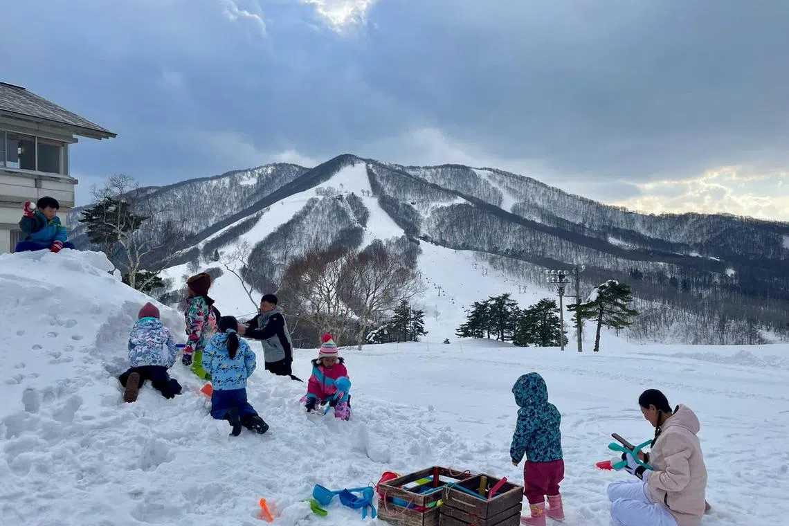 ecwinter20 - Young families on holiday in Madarao Mountain Resort in Nagano, Japan.



PHOTO: JOHN TAN