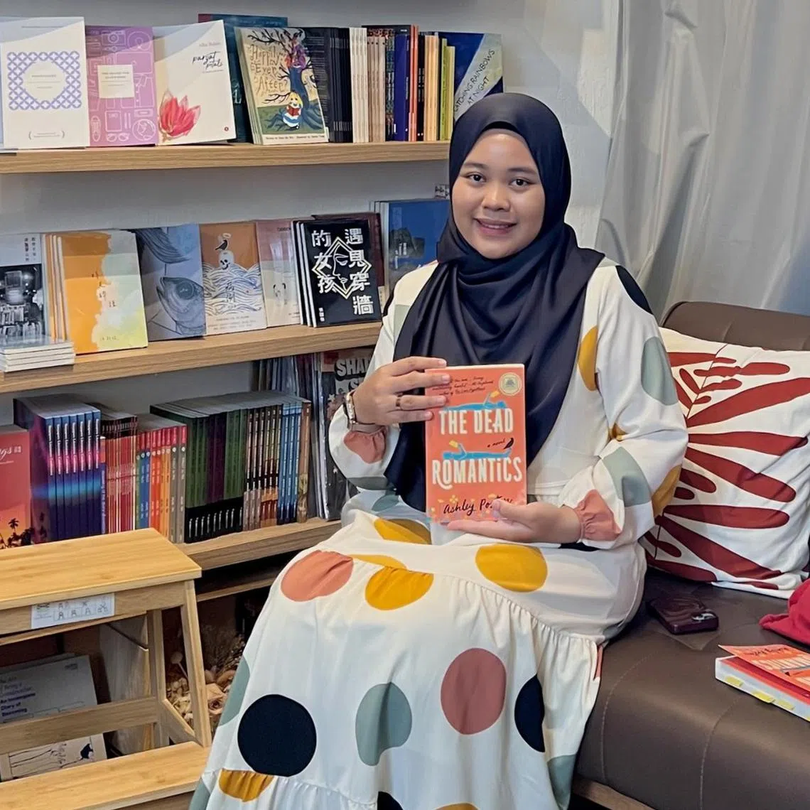 BookTokker Dayana Yakob founded The Meet Cuties, a book club for romance lovers in Singapore. 