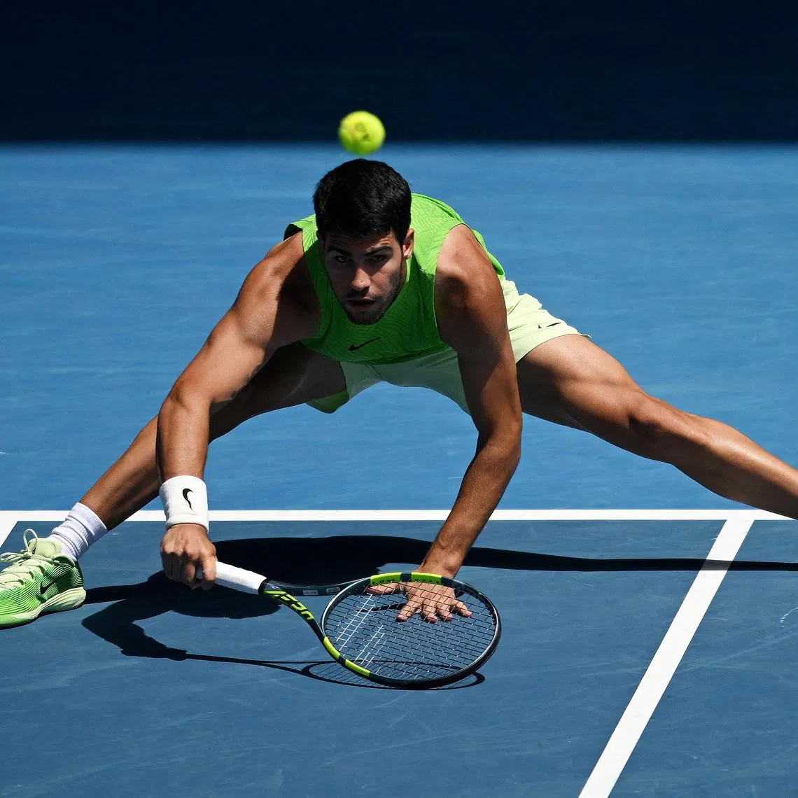 Tennis - Australian Open - Melbourne Park, Melbourne, Australia - January 25, 2026 Spain's Carlos Alcaraz in action during his fourth round match against Tommy Paul of the U.S. REUTERS/Jaimi Joy