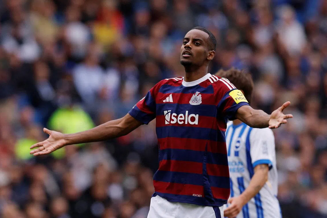 FILE PHOTO: Soccer Football - Premier League - Brighton & Hove Albion v Newcastle United - The American Express Community Stadium, Brighton, Britain - May 4, 2025 Newcastle United's Alexander Isak celebrates scoring their first goal Action Images via Reuters/Andrew Couldridge/File Photo