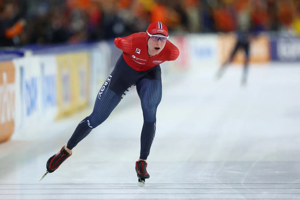 Speed Skating - ISU Speed Skating World Championships - Thialf, Heerenveen, Netherlands - March 8, 2026 Norway's Sander Eitrem in action during the men's 10000m. REUTERS/Piroschka Van De Wouw