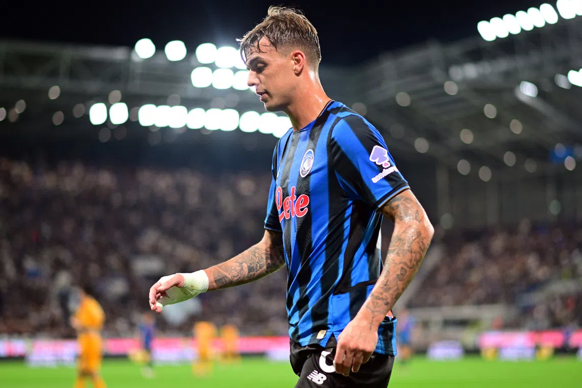 Soccer Football - Serie A - Atalanta v Pisa SC - Gewiss Stadium, Bergamo, Italy - August 24, 2025 Atalanta's Daniel Maldini REUTERS/Daniele Mascolo