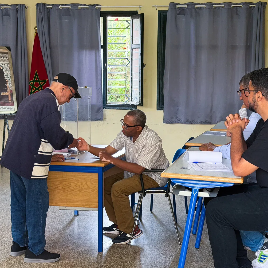 A man arrives to vote during parliamentary elections in Rabat, Morocco September 23, 2026. REUTERS/Ahmed El Jechtimi