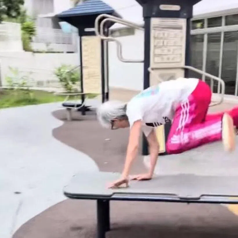 In a video going viral on Instagram, Ms Sing Yuen Lim can be seen doing parkour in a Toa Payoh playground.