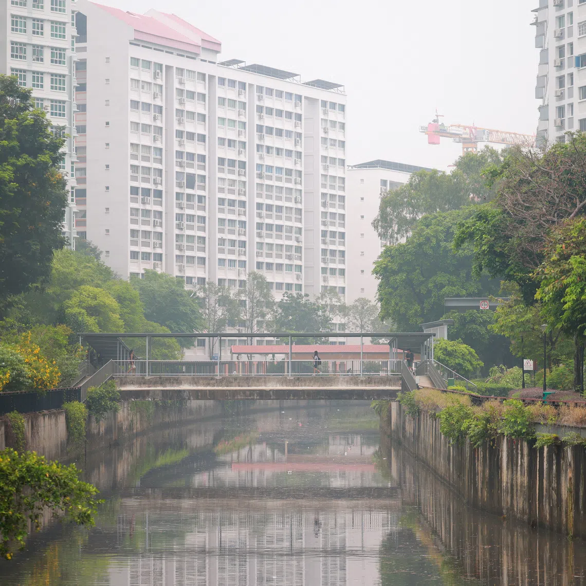 Hazy conditions in Boon Keng at about 12pm on Oct 15.