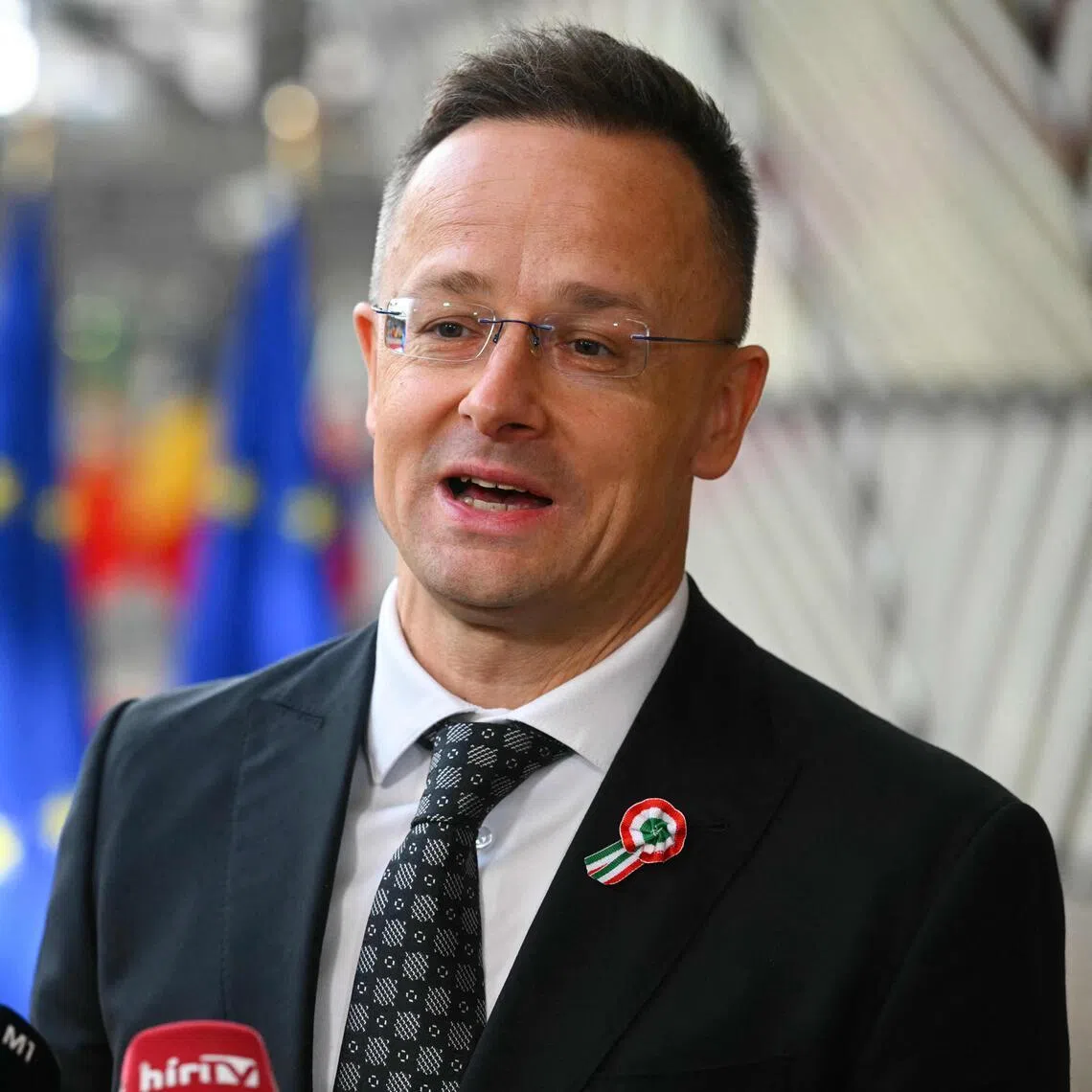 Hungarian Foreign Minister Peter Szijjarto reportedly briefed his Russian counterpart  during breaks at EU meetings.