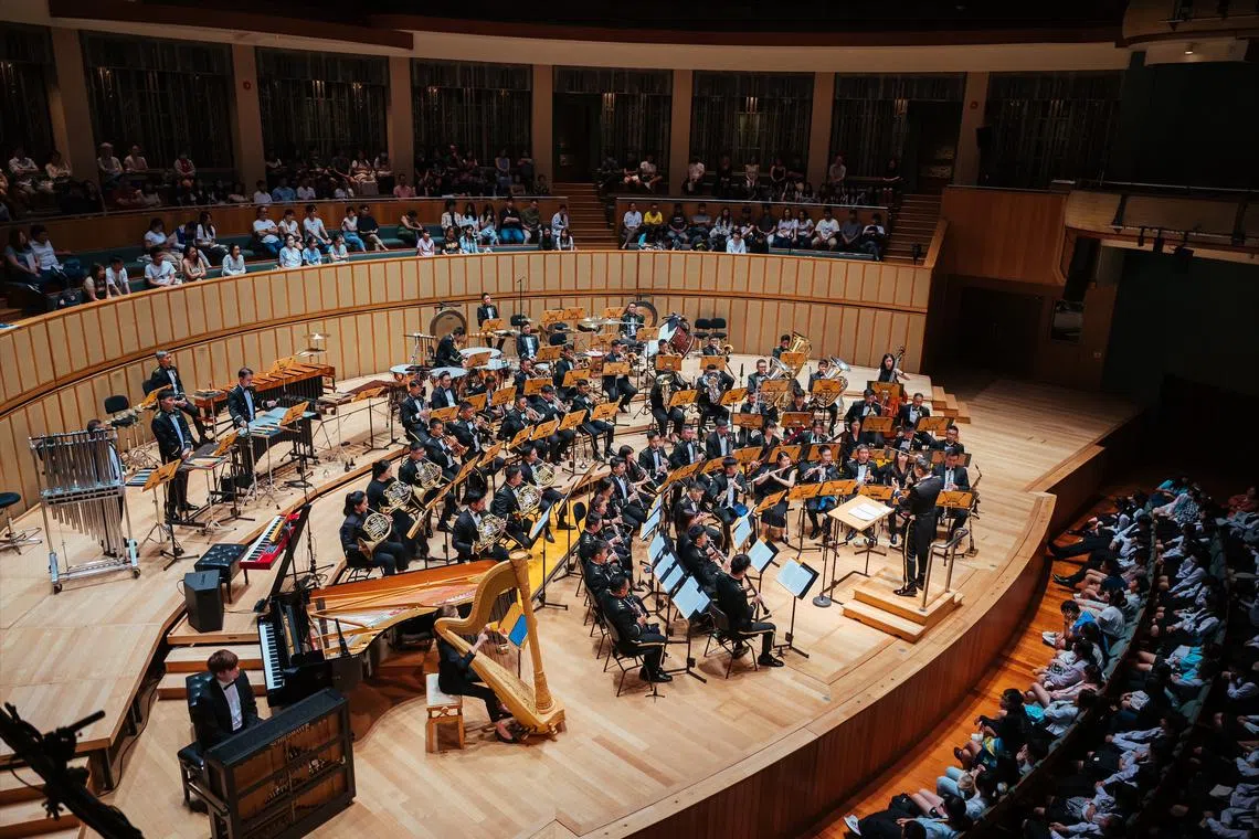 The Singapore Armed Forces Central Band is Singapore's third largest employer of professional musicians after the Singapore Symphony and Singapore Chinese Orchestras.