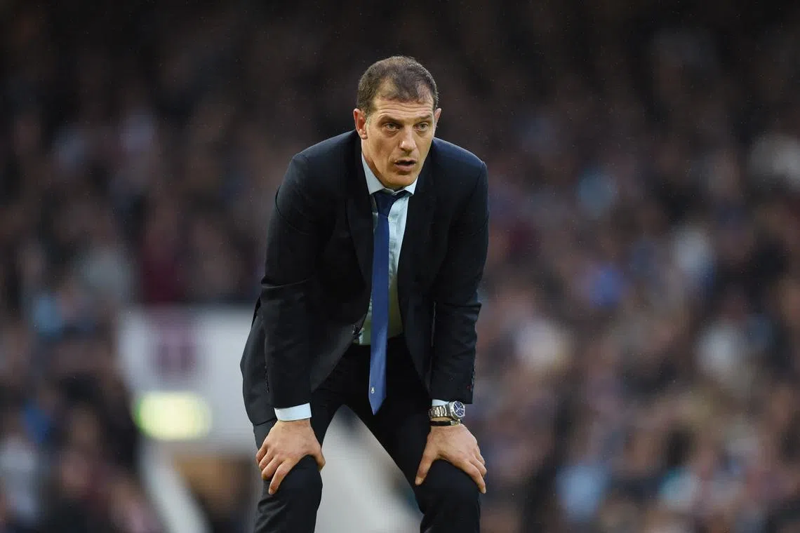 Football - West Ham United v Chelsea - Barclays Premier League - Upton Park - 24/10/15  West Ham United manager Slaven Bilic  Action Images via Reuters / Tony O'Brien