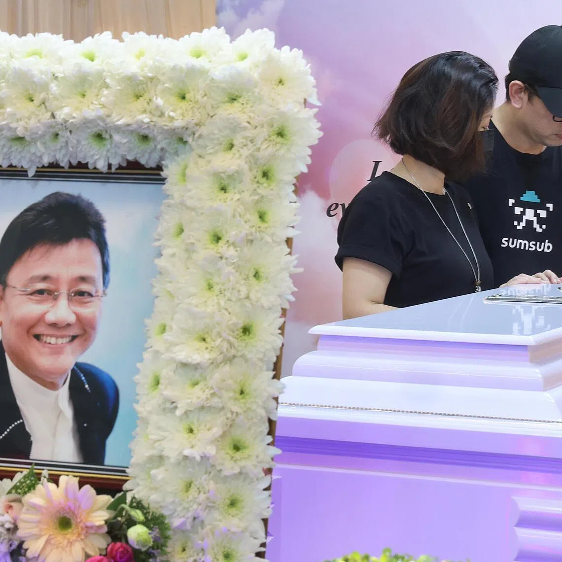 David Chia's wake is held at Blk 428 Hougang Ave 6.