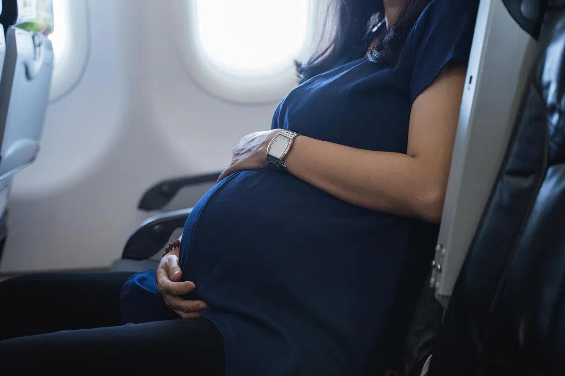 pregnancy travel tips, travelling while pregnant, pregnancy health precautions