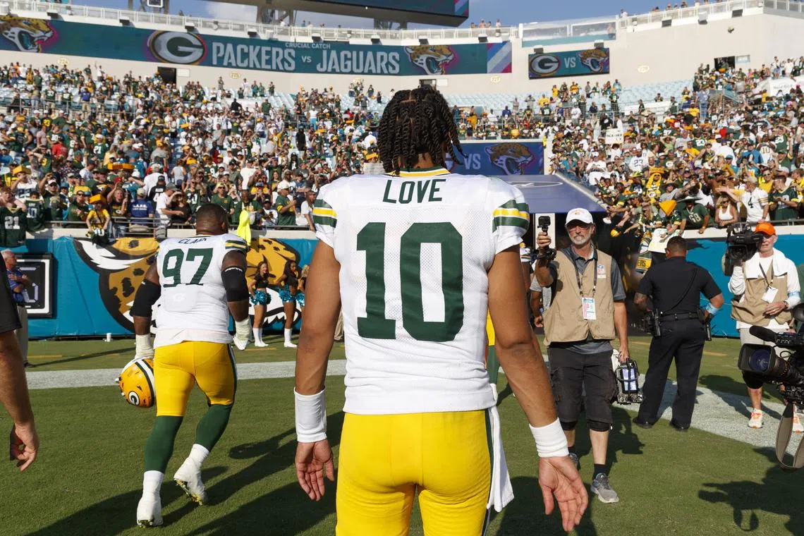 FILE PHOTO: Oct 27, 2024; Jacksonville, Florida, USA; Green Bay Packers quarterback Jordan Love (10) heads to the locker room after the game against the Jacksonville Jaguars at EverBank Stadium. Mandatory Credit: Morgan Tencza-Imagn Images/File Photo
