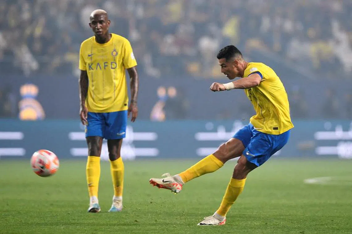 FILE PHOTO: Soccer Football - Saudi Pro League - Al Nassr v Al Ettifaq - Al-Awwal Park, Riyadh, Saudi Arabia - December 22, 2023 Al Nassr's Cristiano Ronaldo in action REUTERS/Stringer/File Photo