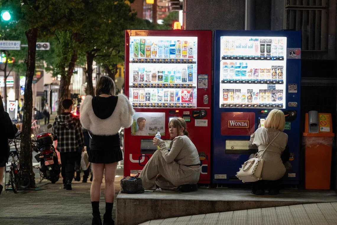 Analysts expect consumer inflation  in Tokyo to re-accelerate in the coming months as surging oil prices and higher import prices from a weak yen keep the Bank of Japan (BOJ) under pressure to raise interest rates.