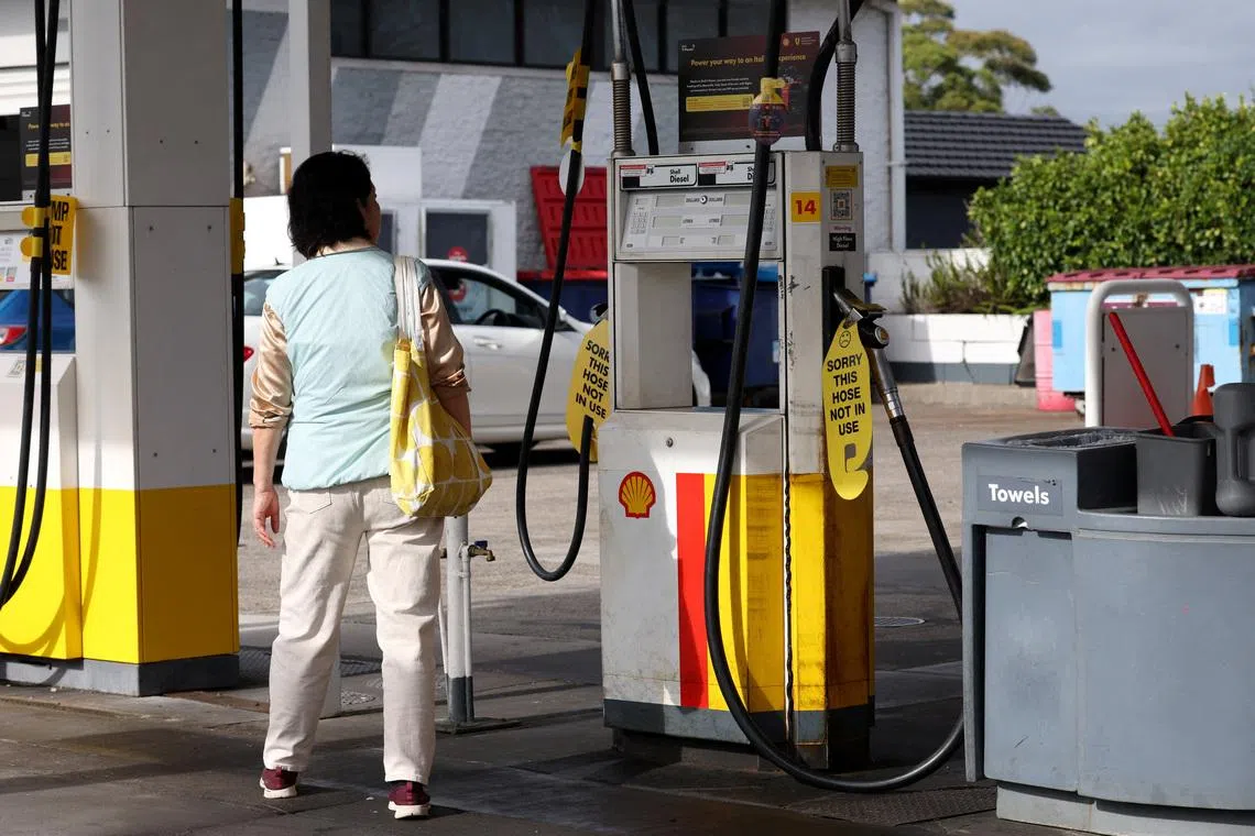 The national average petrol price fell about 5 per cent to A$2.129 (S$1.94) a litre in the week to April 19.