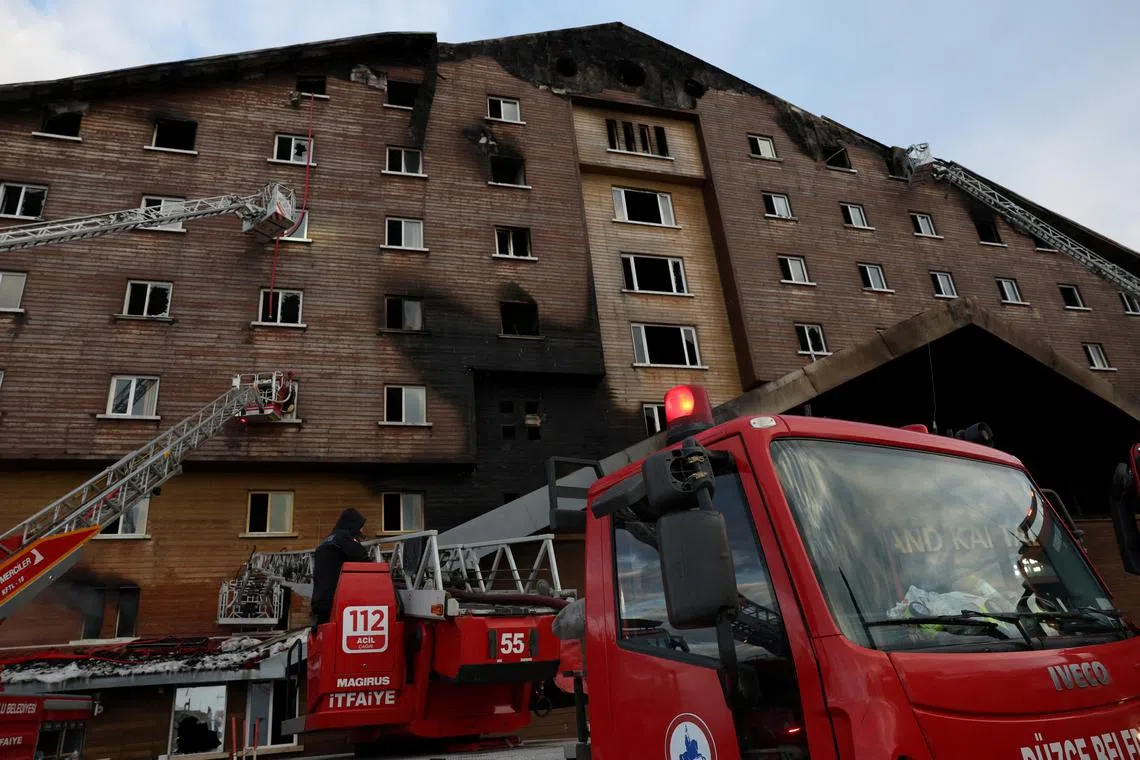 FILE PHOTO: A hotel in the ski resort of Kartalkaya is damaged following a deadly fire, in Bolu, Turkey, January 21, 2025. REUTERS/Murad Sezer/File Photo