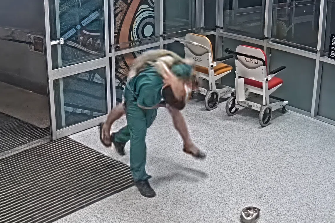 Brisbane nurse uses jiu-jitsu to take down abusive, violent patient