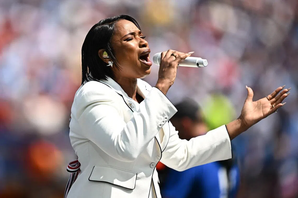 Soccer Football - FIFA World Cup 2026 - Final - Spain v Argentina - New York/New Jersey Stadium, East Rutherford, New Jersey, U.S. - July 19, 2026 Singer Jennifer Hudson performs the U.S. national anthem before the match REUTERS/Dylan Martinez