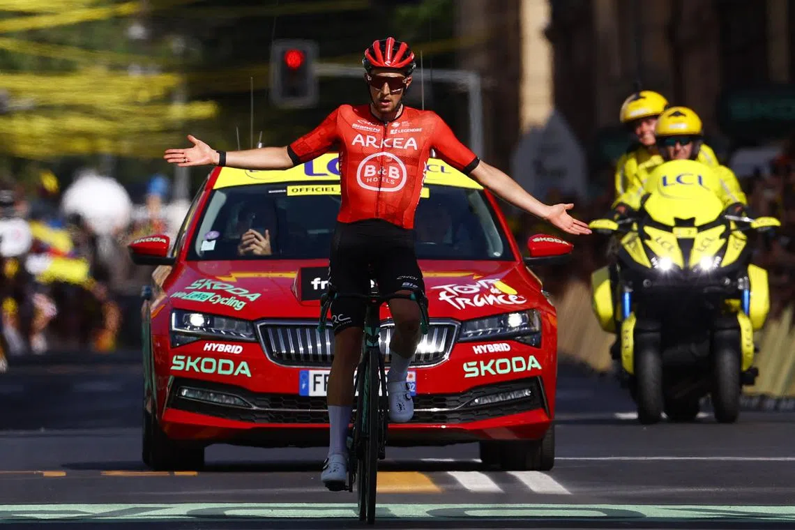 Cycling - Tour de France - Stage 2 - Cesenatico to Bologne - Cesenatico, Italy - June 30, 2024 Arkea - B&B Hotels' Kevin Vauquelin crosses the finish line to win stage 2 REUTERS/Molly Darlington