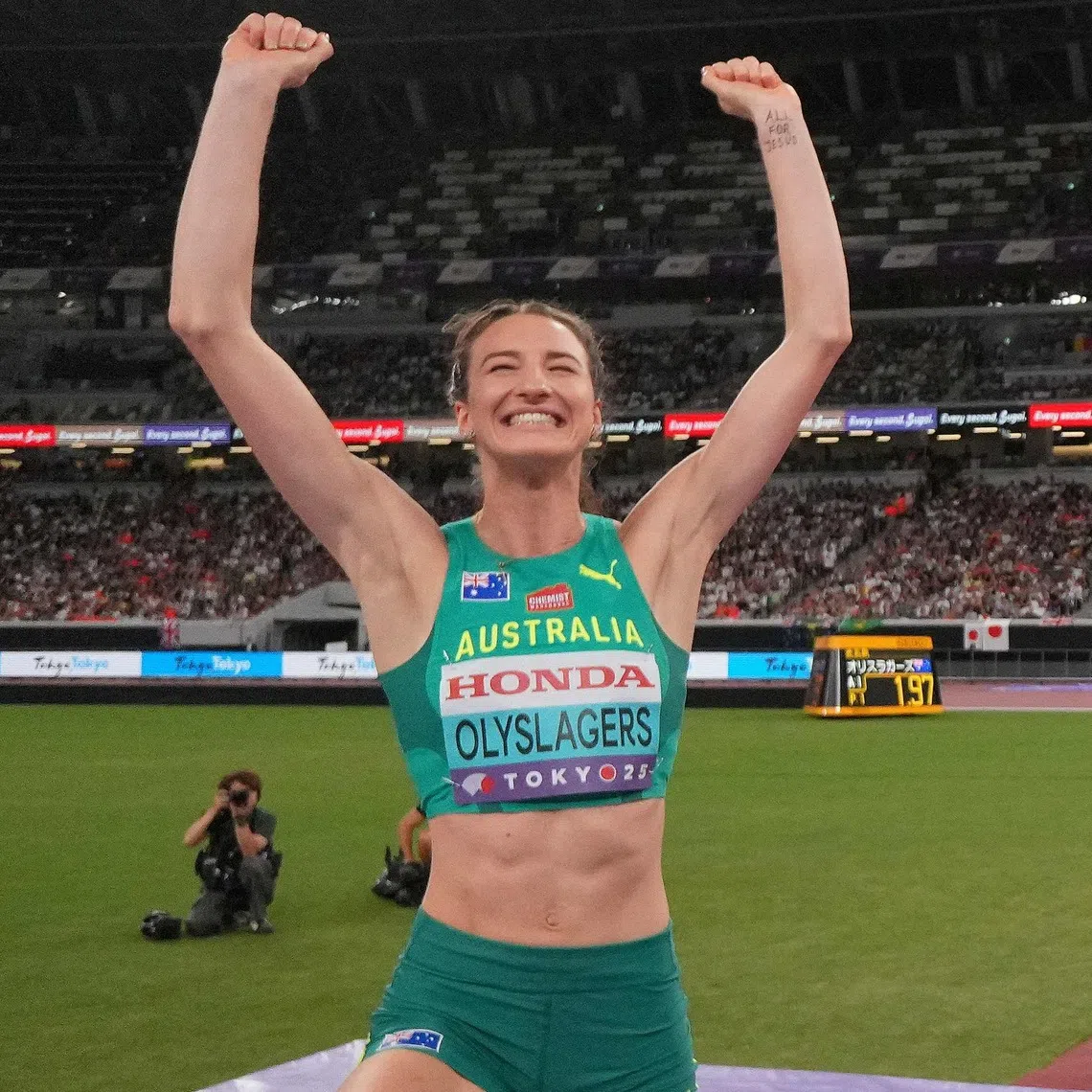 Nicola Olyslagers uses faith, technique but also speed to win high jump gold at the World Athletics Championships.